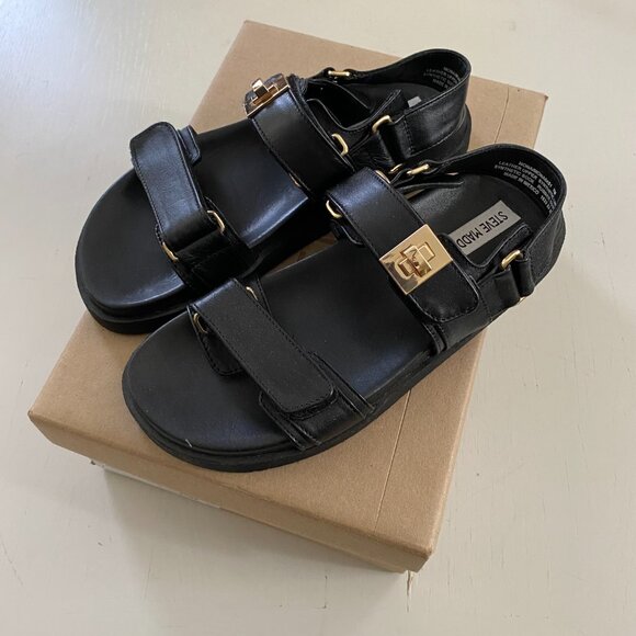 NIB NEW Steve Madden Mona Black Leather Turnlock hardware Dad Sandal Women's 7 - Picture 2 of 6